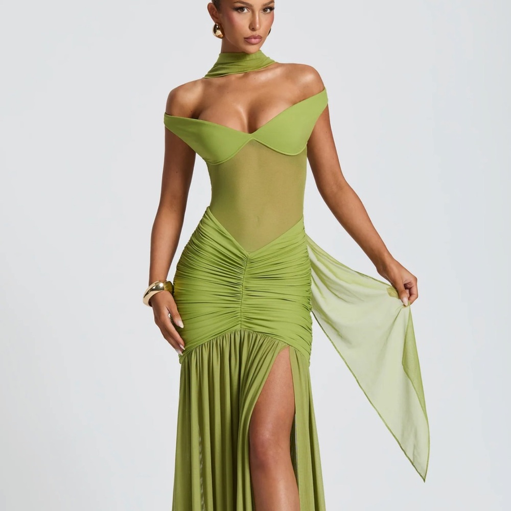 Chic Strapless Green Dress